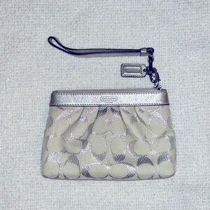 Coach Signature Opic Wristlet | Silver/Metallic